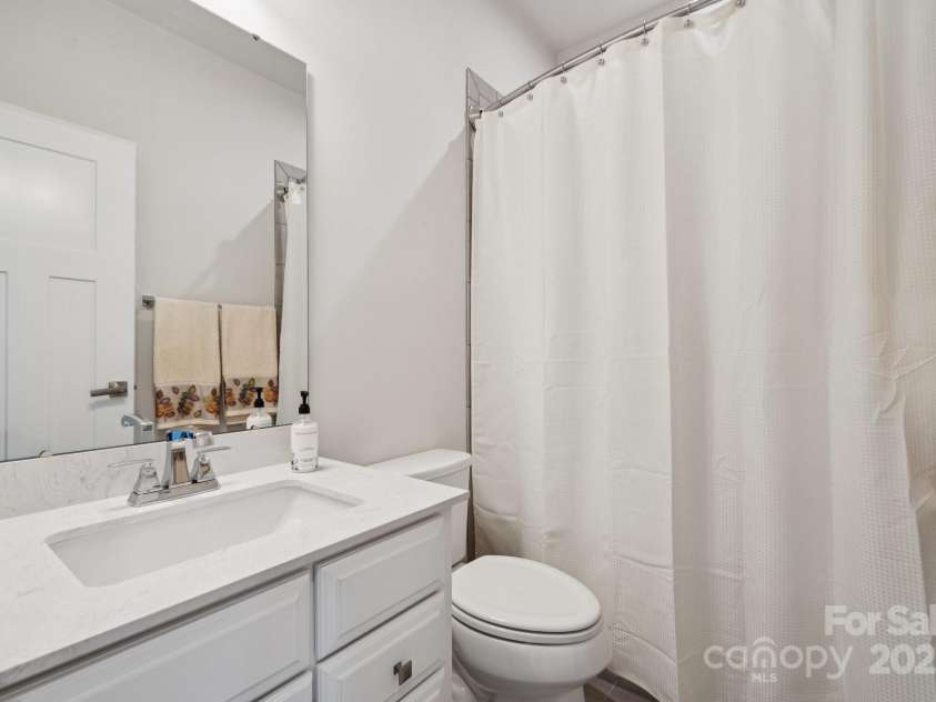 2029 Birchside Drive, Charlotte, NC 28205.  MLS# CAR4289879, YatesRealty ID 34393. 