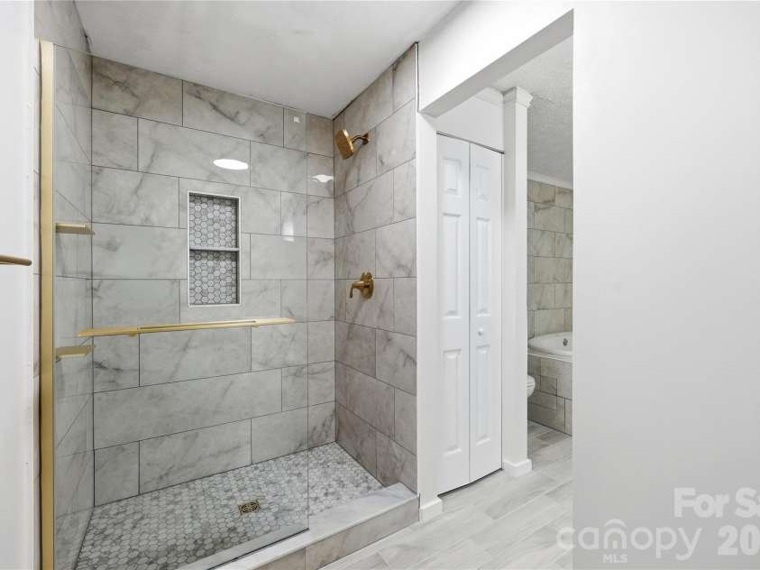 25611 Bridgeport Road, Albemarle, NC 28001.  MLS# CAR4395266, YatesRealty ID 34394. 