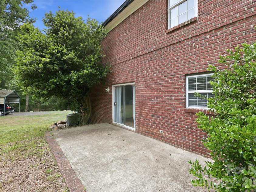 25611 Bridgeport Road, Albemarle, NC 28001.  MLS# CAR4395266, YatesRealty ID 34394. 