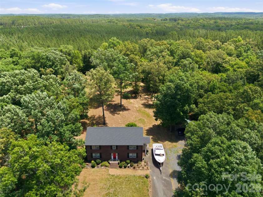 25611 Bridgeport Road, Albemarle, NC 28001.  MLS# CAR4395266, YatesRealty ID 34394. 