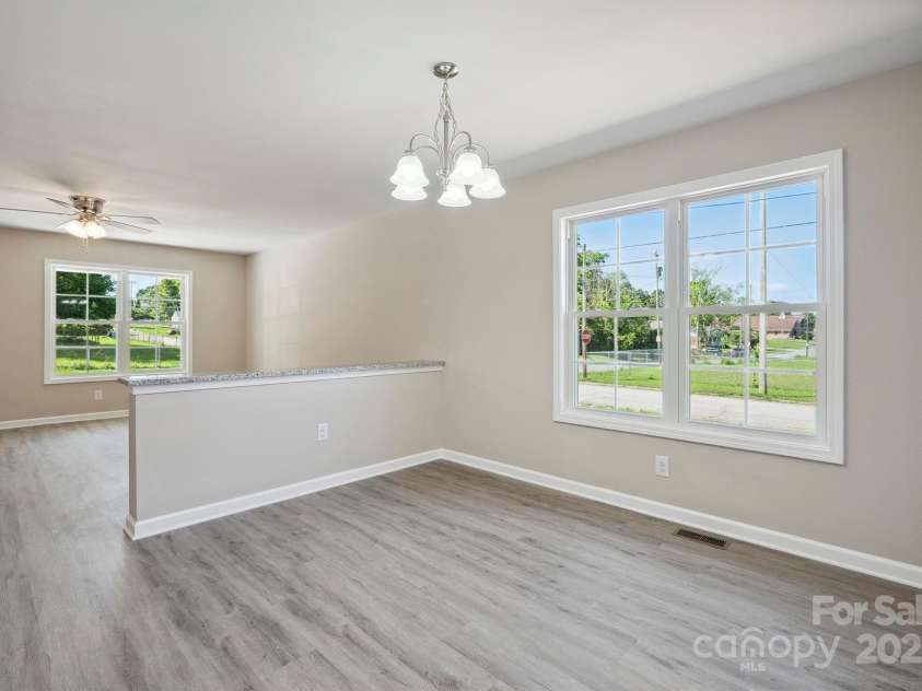 528 Caldwell Street, Salisbury, NC 28144.  MLS# CAR4260195, YatesRealty ID 34394. Kitchen/Dining