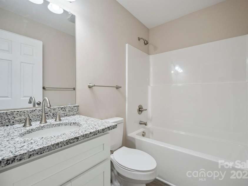 528 Caldwell Street, Salisbury, NC 28144.  MLS# CAR4260195, YatesRealty ID 34394. Main Bathroom