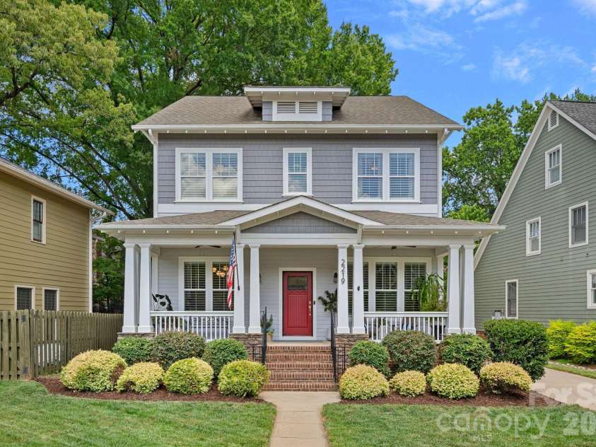 2219 Winthrop Avenue, Charlotte, NC 28203.  MLS# CAR4393922, YatesRealty ID 34398. 