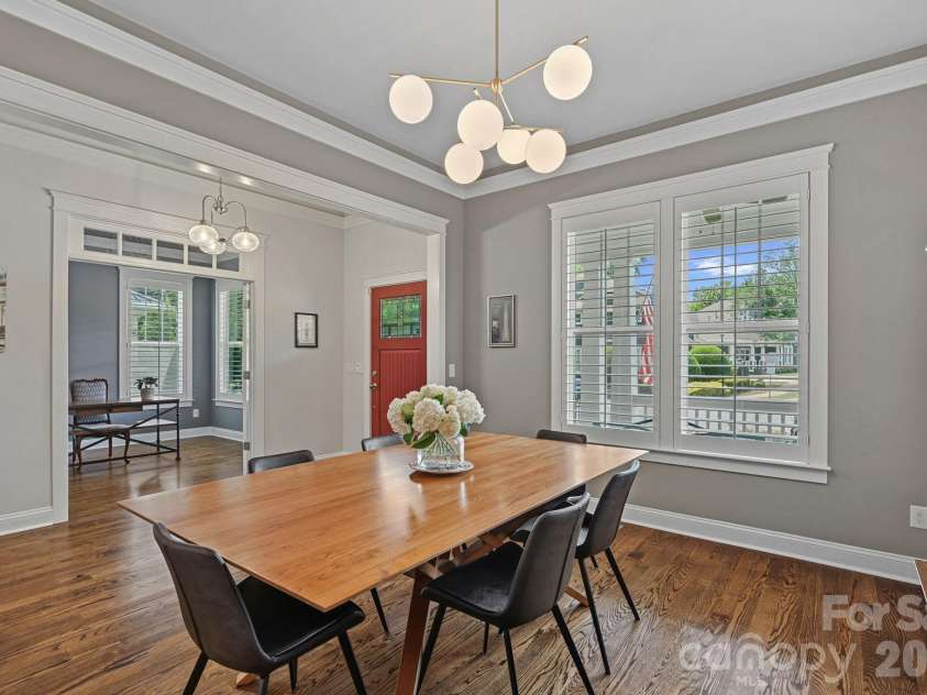 2219 Winthrop Avenue, Charlotte, NC 28203.  MLS# CAR4393922, YatesRealty ID 34398. 