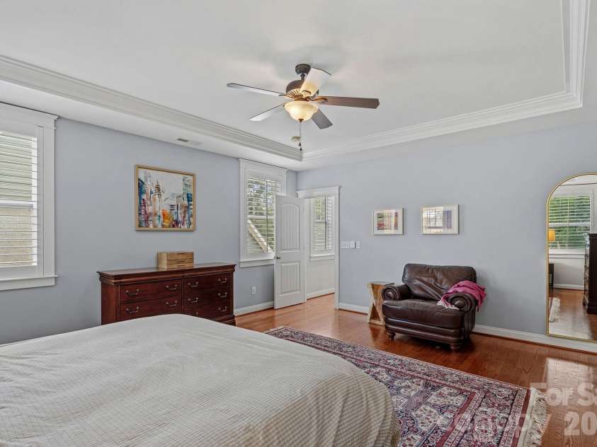 2219 Winthrop Avenue, Charlotte, NC 28203.  MLS# CAR4393922, YatesRealty ID 34398. 