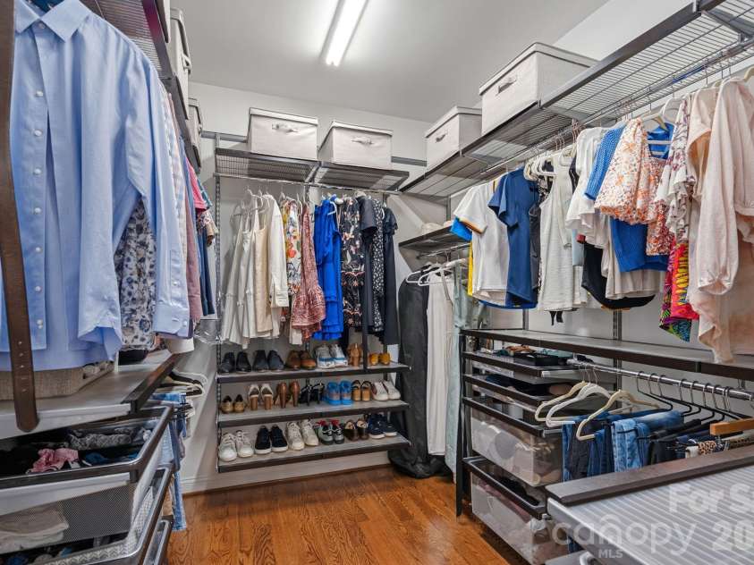 2219 Winthrop Avenue, Charlotte, NC 28203.  MLS# CAR4393922, YatesRealty ID 34398. Primary closet
