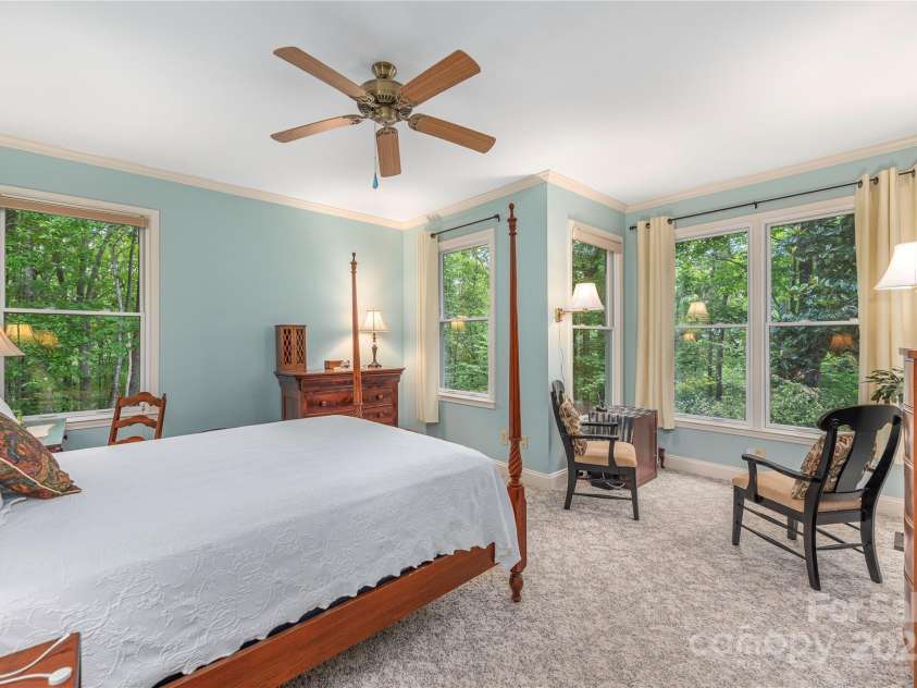 37 Wood Robin Lane, Black Mountain, NC 28711.  MLS# CAR4290952, YatesRealty ID 34398. Primary Suite with Reading Area