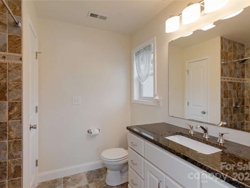 145 Frankie Lane, Flat Rock, NC 28731.  MLS# CAR4239682, YatesRealty ID 3440. 