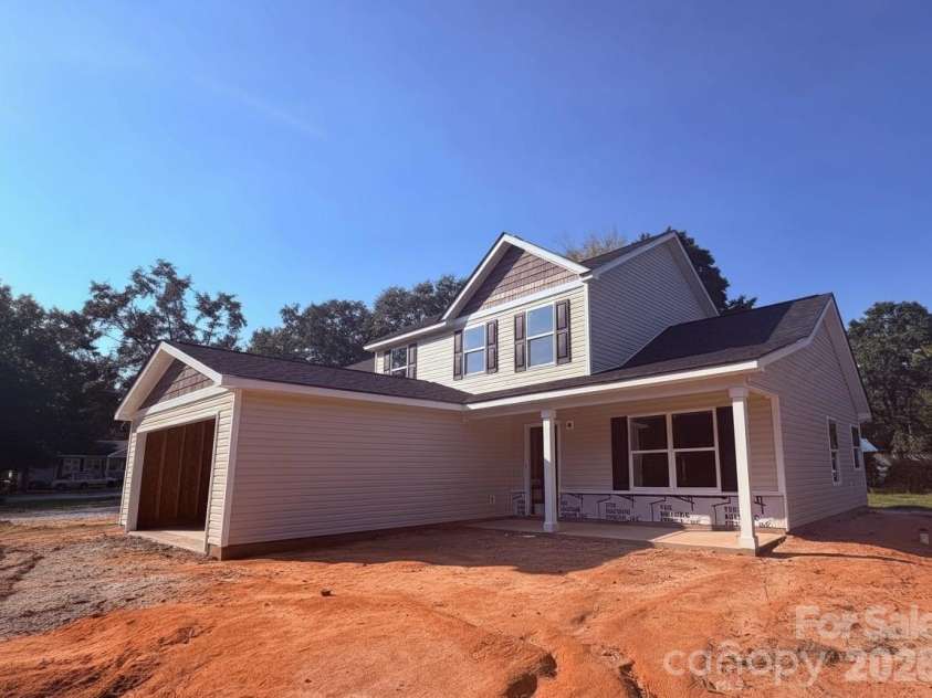 207 Gum Street, Pageland, SC 29728.  MLS# CAR4355025, YatesRealty ID 34400. 