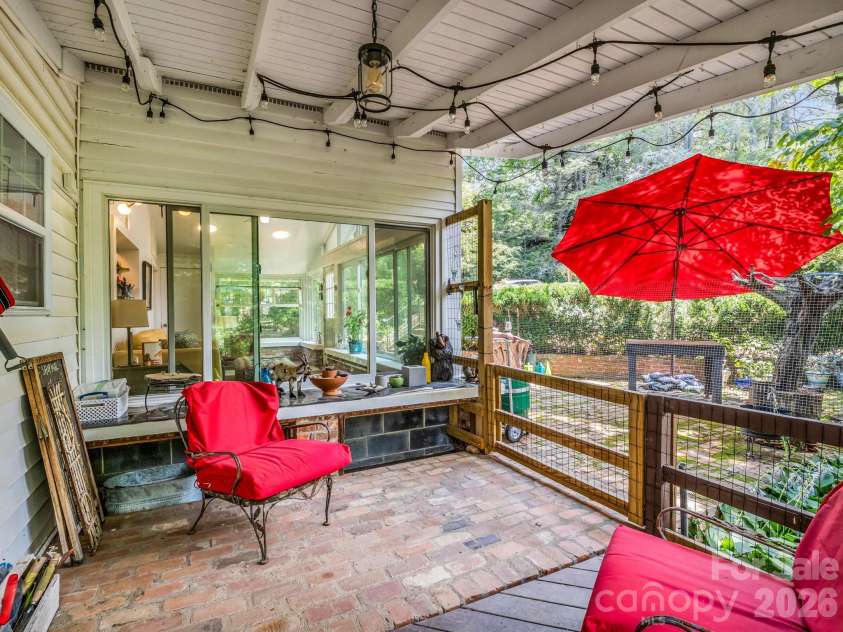 23 Sunset Drive, Black Mountain, NC 28711.  MLS# CAR4397312, YatesRealty ID 34401. Covered Outdoor Living