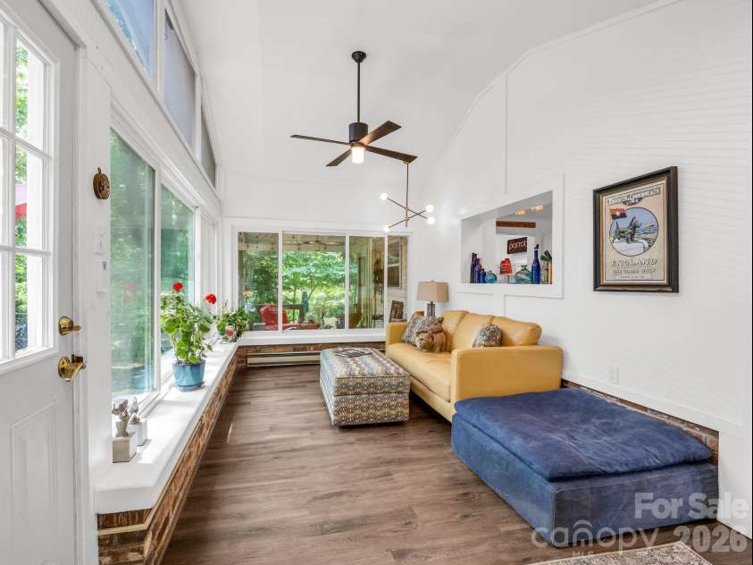 23 Sunset Drive, Black Mountain, NC 28711.  MLS# CAR4397312, YatesRealty ID 34401. Sun-Filled Sitting Room