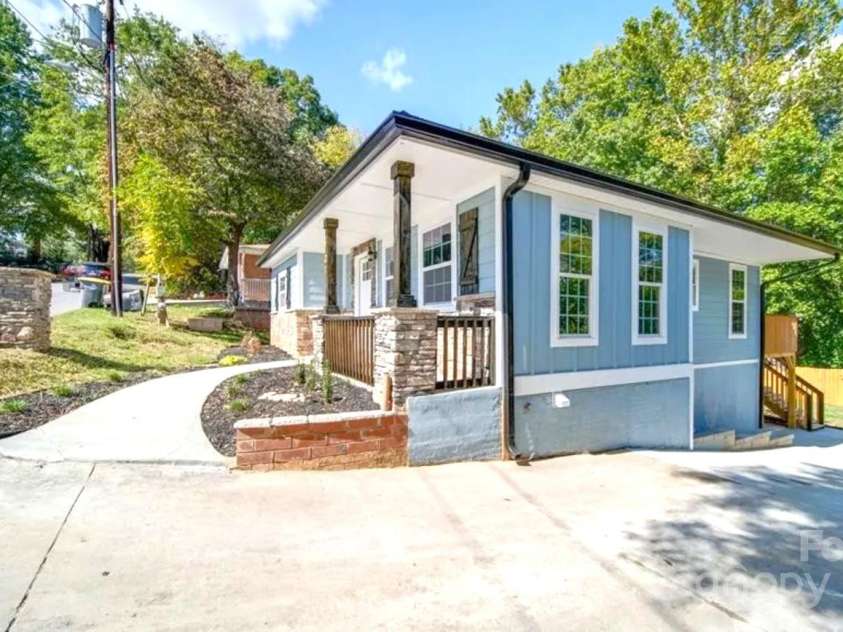 701 Harding Avenue, Kannapolis, NC 28083.  MLS# CAR4292491, YatesRealty ID 34401. 