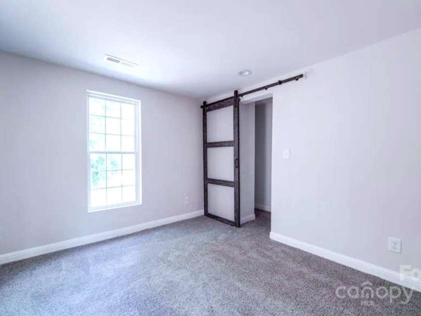 701 Harding Avenue, Kannapolis, NC 28083.  MLS# CAR4292491, YatesRealty ID 34401. 