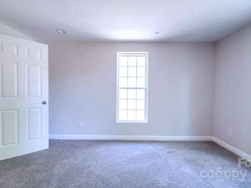 701 Harding Avenue, Kannapolis, NC 28083.  MLS# CAR4292491, YatesRealty ID 34401. 