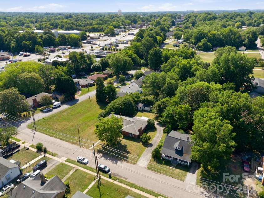 209 Lloyd Street, Salisbury, NC 28144.  MLS# CAR4395847, YatesRealty ID 34402. 