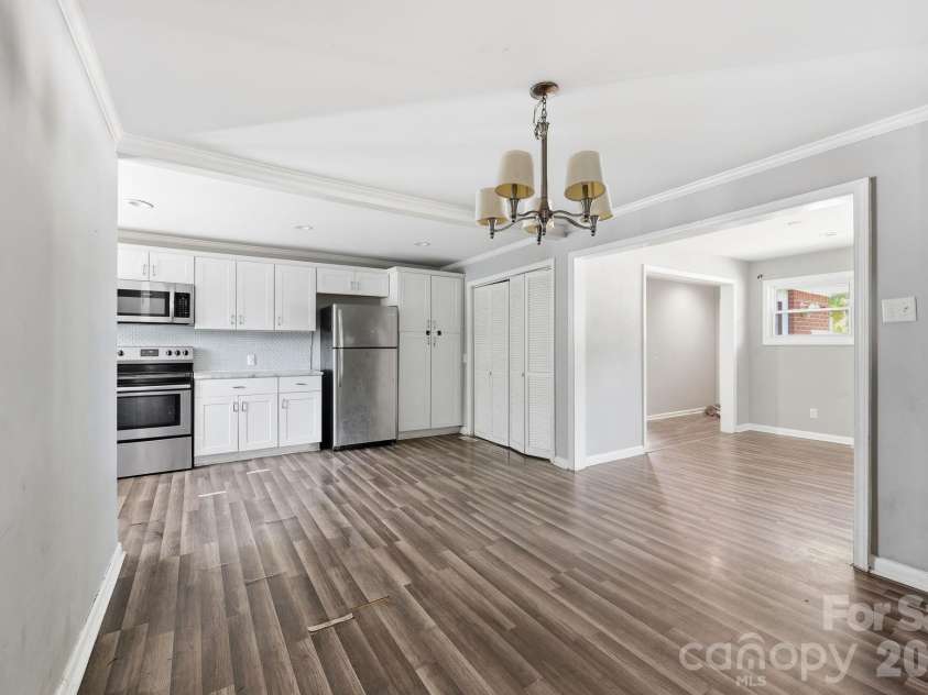 209 Lloyd Street, Salisbury, NC 28144.  MLS# CAR4395847, YatesRealty ID 34402. 