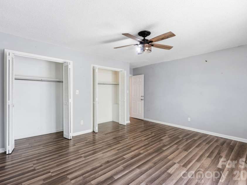 209 Lloyd Street, Salisbury, NC 28144.  MLS# CAR4395847, YatesRealty ID 34402. 