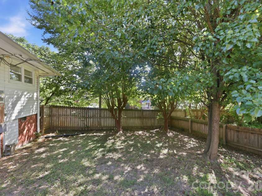 209 Lloyd Street, Salisbury, NC 28144.  MLS# CAR4395847, YatesRealty ID 34402. 