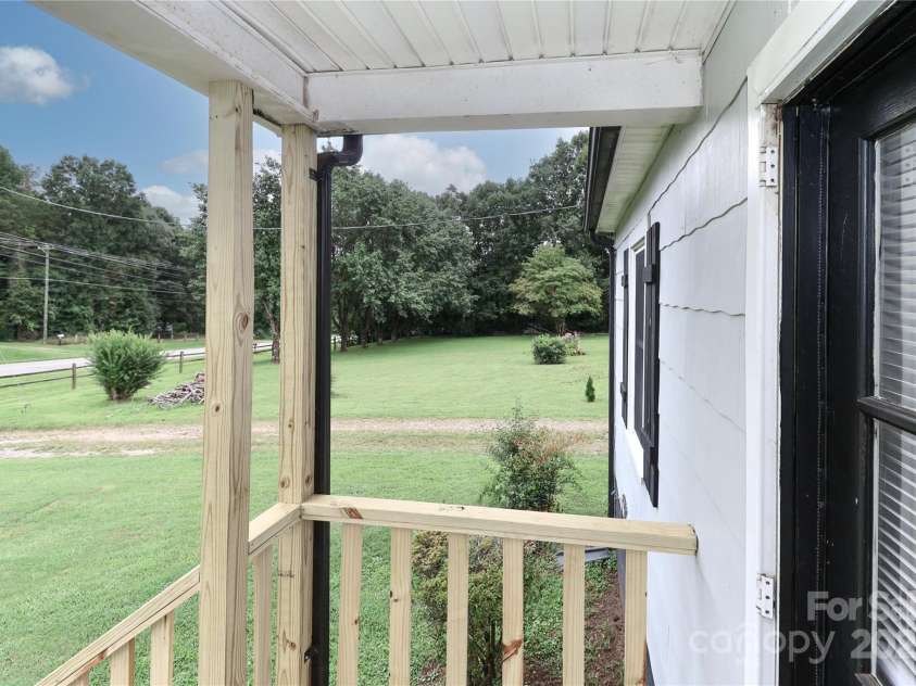 3359 Wilkesboro Highway, Statesville, NC 28625.  MLS# CAR4295079, YatesRealty ID 34402. 