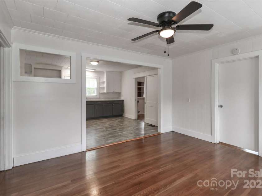 3359 Wilkesboro Highway, Statesville, NC 28625.  MLS# CAR4295079, YatesRealty ID 34402. 