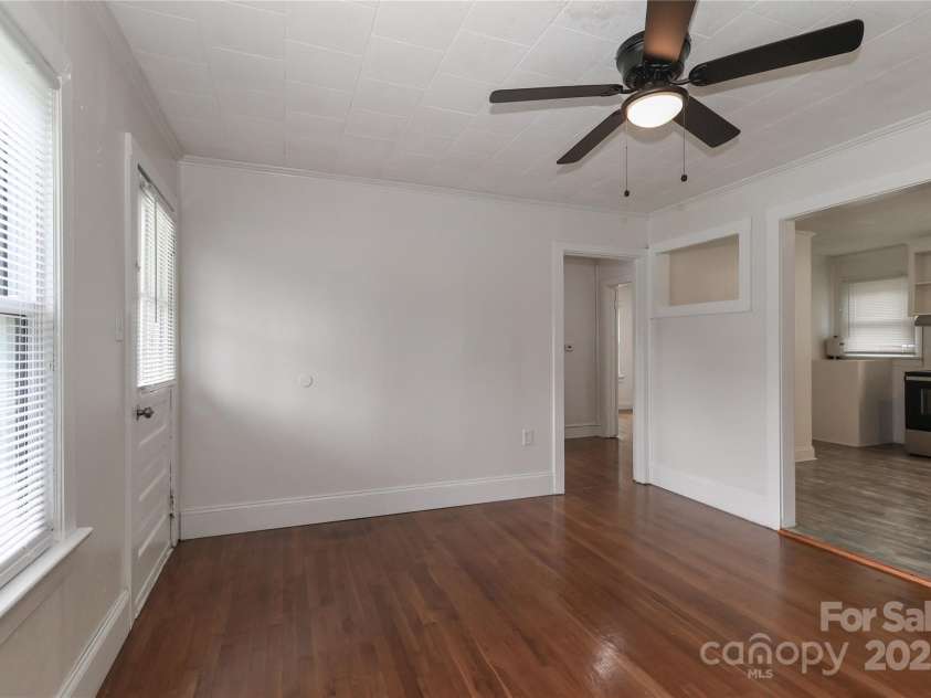 3359 Wilkesboro Highway, Statesville, NC 28625.  MLS# CAR4295079, YatesRealty ID 34402. 