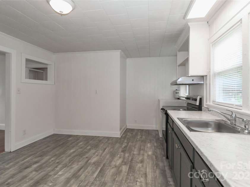 3359 Wilkesboro Highway, Statesville, NC 28625.  MLS# CAR4295079, YatesRealty ID 34402. 