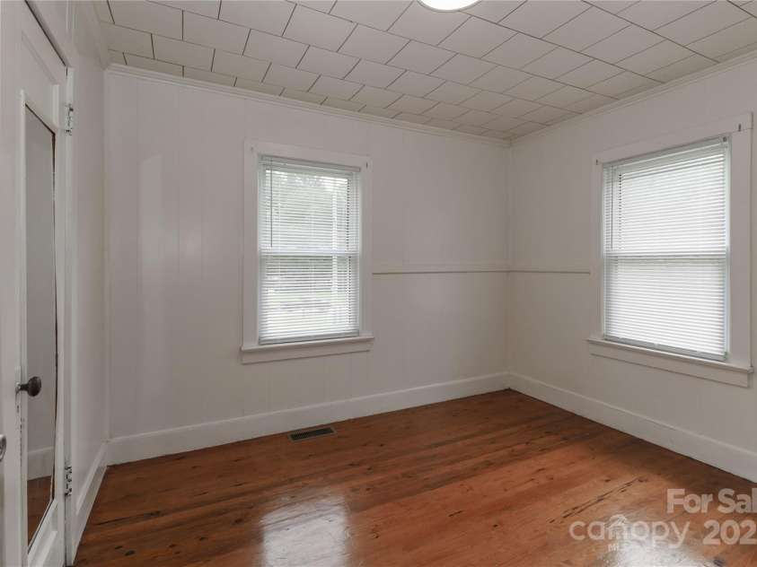 3359 Wilkesboro Highway, Statesville, NC 28625.  MLS# CAR4295079, YatesRealty ID 34402. 