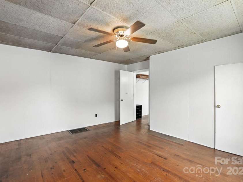 310 Sidney Johnson Street, Fort Mill, SC 29715.  MLS# CAR4274696, YatesRealty ID 34404. Bedroom