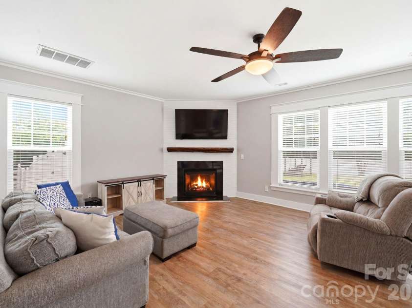 3585 Leighton Drive, Concord, NC 28027.  MLS# CAR4397371, YatesRealty ID 34404. 