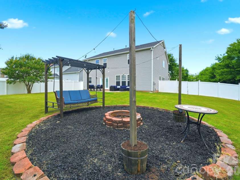 3585 Leighton Drive, Concord, NC 28027.  MLS# CAR4397371, YatesRealty ID 34404. 