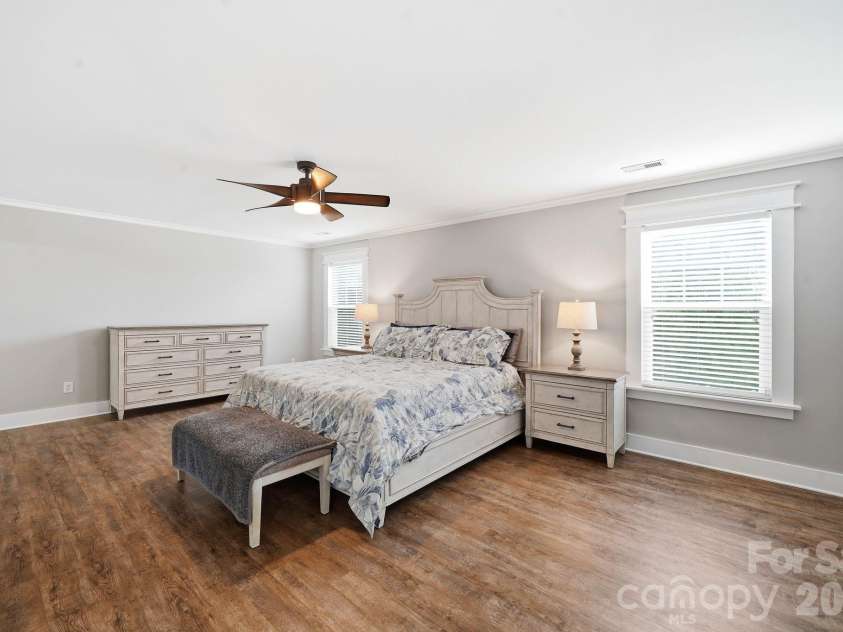 3585 Leighton Drive, Concord, NC 28027.  MLS# CAR4397371, YatesRealty ID 34404. Large Primary Suite