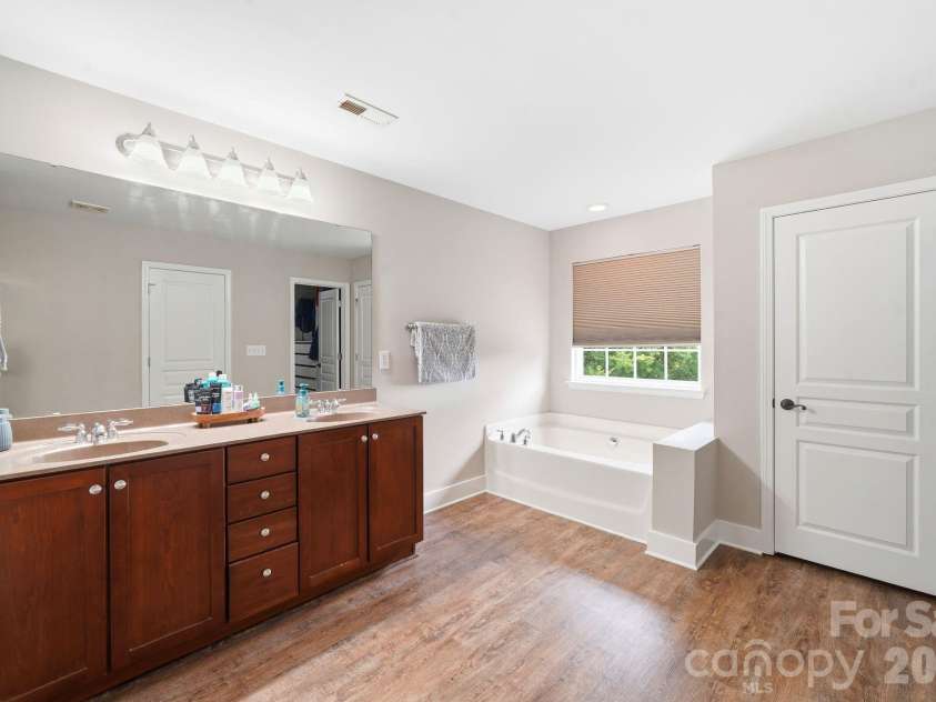 3585 Leighton Drive, Concord, NC 28027.  MLS# CAR4397371, YatesRealty ID 34404. Oversized Primary Bath with Separate Shower