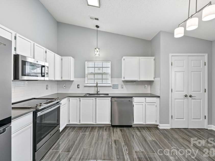 1788 Baylor Drive, Rock Hill, SC 29732.  MLS# CAR4390674, YatesRealty ID 34405. 