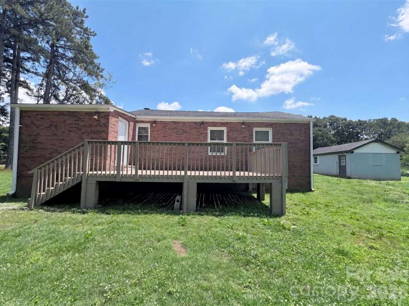 206 Lilly Street, Cherryville, NC 28021.  MLS# CAR4392850, YatesRealty ID 34406. 