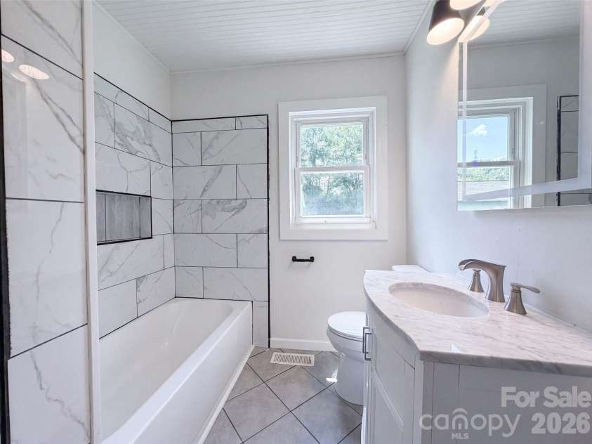 206 Lilly Street, Cherryville, NC 28021.  MLS# CAR4392850, YatesRealty ID 34406. 