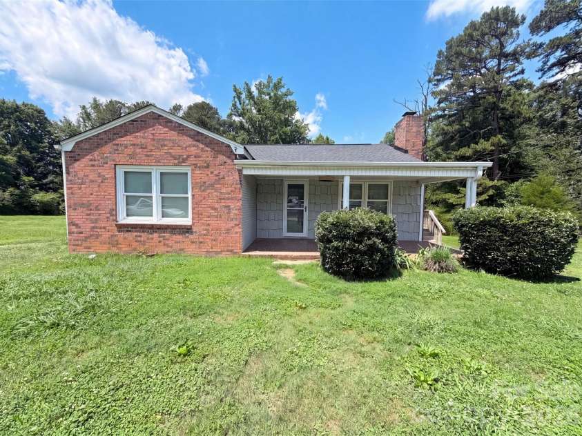 206 Lilly Street, Cherryville, NC 28021.  MLS# CAR4392850, YatesRealty ID 34406. 