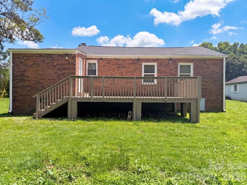 206 Lilly Street, Cherryville, NC 28021.  MLS# CAR4392850, YatesRealty ID 34406. 