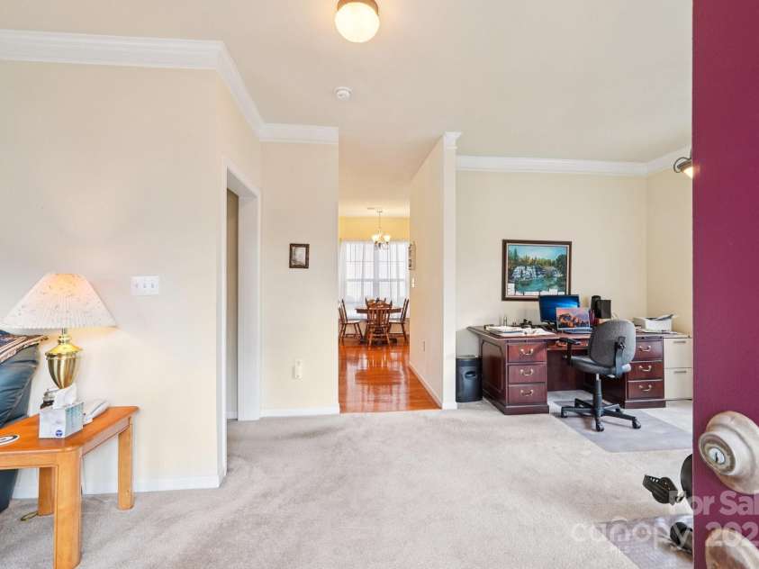 3120 Mistletoe Drive, Charlotte, NC 28273.  MLS# CAR4293740, YatesRealty ID 34406. 