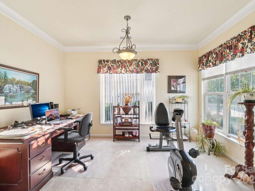 3120 Mistletoe Drive, Charlotte, NC 28273.  MLS# CAR4293740, YatesRealty ID 34406. 