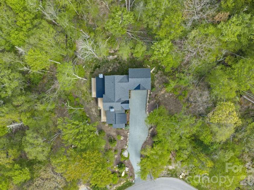 576 Eagle Springs Trail, Banner Elk, NC 28604.  MLS# CAR4383432, YatesRealty ID 34407. Aerial View