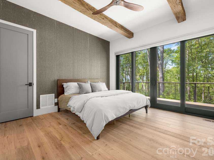576 Eagle Springs Trail, Banner Elk, NC 28604.  MLS# CAR4383432, YatesRealty ID 34407. Primary Bedroom
