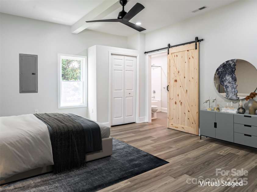 172 Reed Street, Canton, NC 28716.  MLS# CAR4296110, YatesRealty ID 34408. 