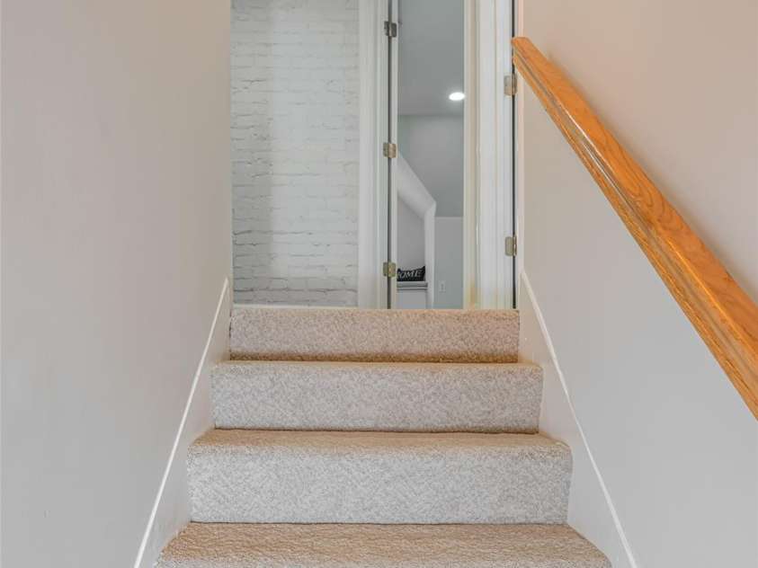 172 Reed Street, Canton, NC 28716.  MLS# CAR4296110, YatesRealty ID 34408. 