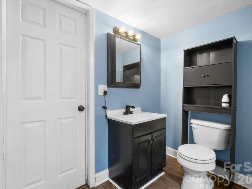 248 Hemlock Street, Hudson, NC 28638.  MLS# CAR4393449, YatesRealty ID 34409. Basement Bathroom