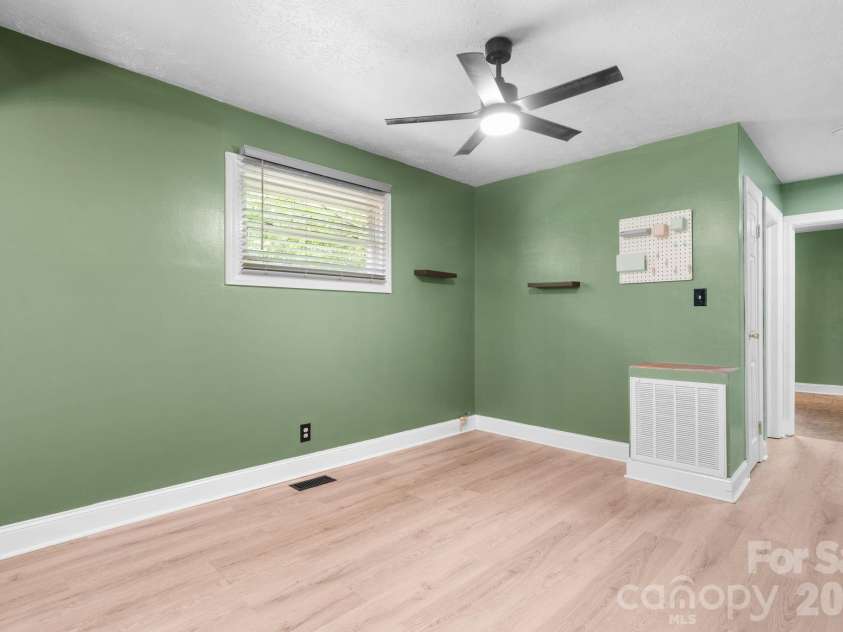 248 Hemlock Street, Hudson, NC 28638.  MLS# CAR4393449, YatesRealty ID 34409. Dining Room
