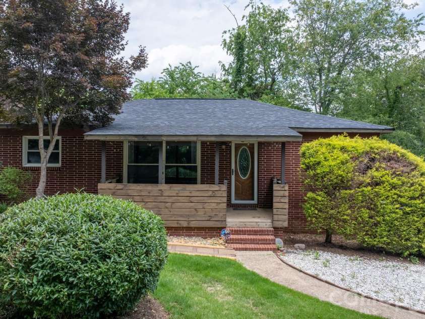 248 Hemlock Street, Hudson, NC 28638.  MLS# CAR4393449, YatesRealty ID 34409. Front