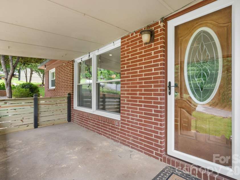 248 Hemlock Street, Hudson, NC 28638.  MLS# CAR4393449, YatesRealty ID 34409. Front Porch