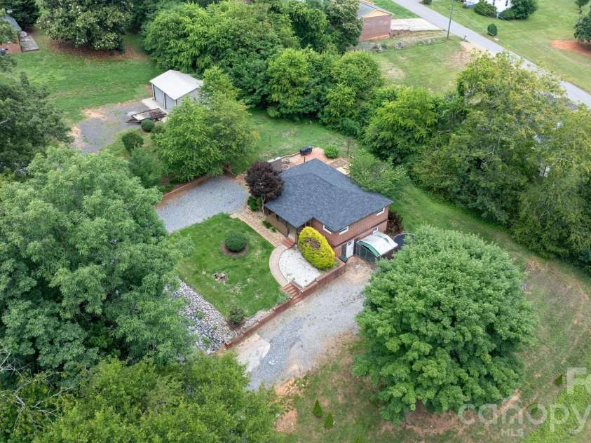 248 Hemlock Street, Hudson, NC 28638.  MLS# CAR4393449, YatesRealty ID 34409. Overview