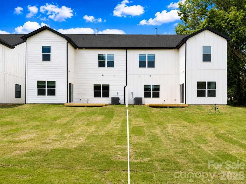 1242 Sharon Amity Road, Charlotte, NC 28211.  MLS# CAR4392500, YatesRealty ID 3441. 