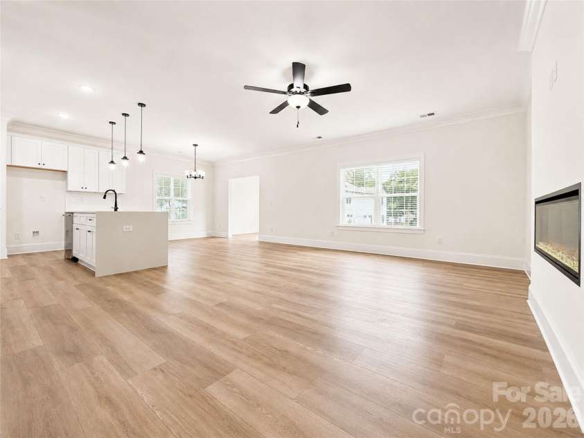 1242 Sharon Amity Road, Charlotte, NC 28211.  MLS# CAR4392500, YatesRealty ID 3441. 